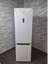 Холодильник Indesit DF 5200 W 